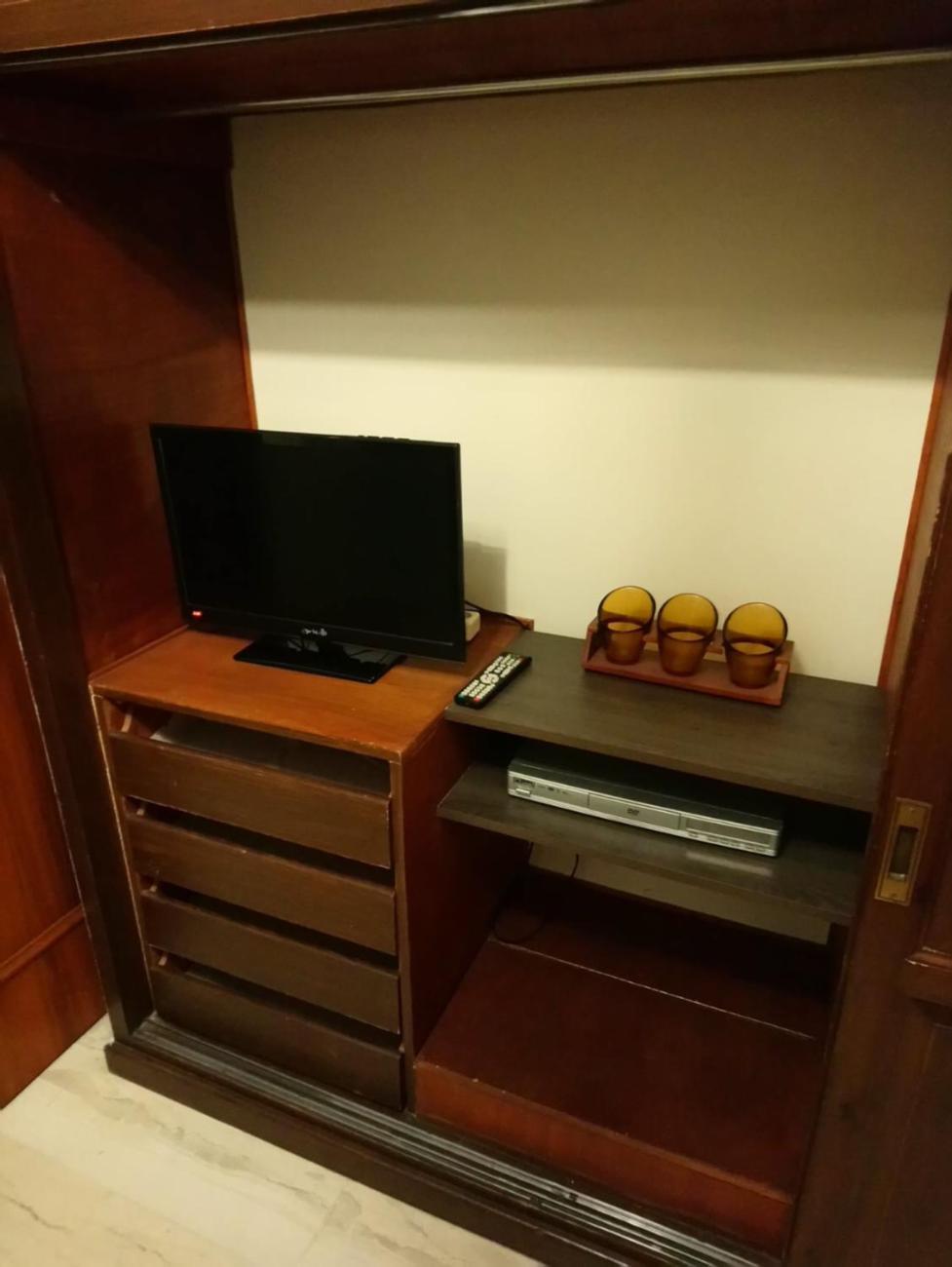 Petroupoli Apartments เอเธนส์ ภายนอก รูปภาพ